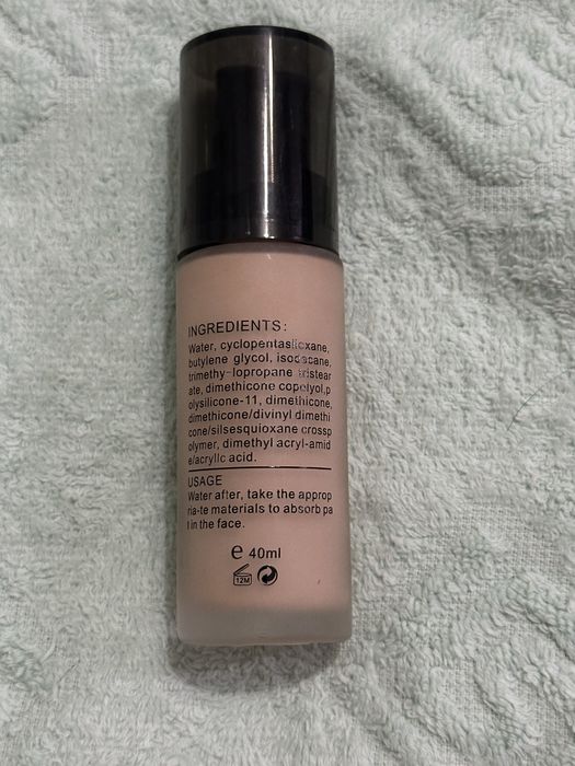 Косметика(фиксатор для макияжа)