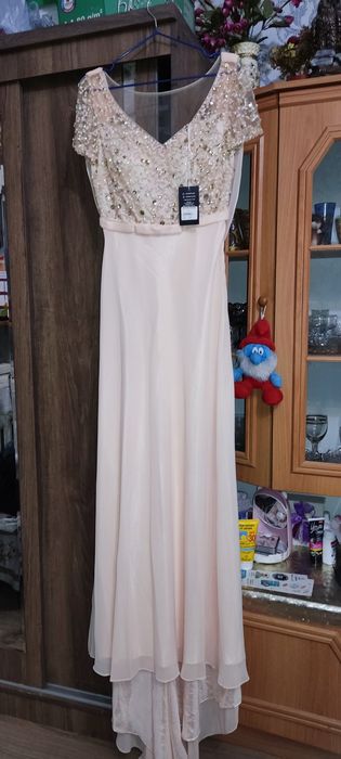 Продается Вечернаее платье