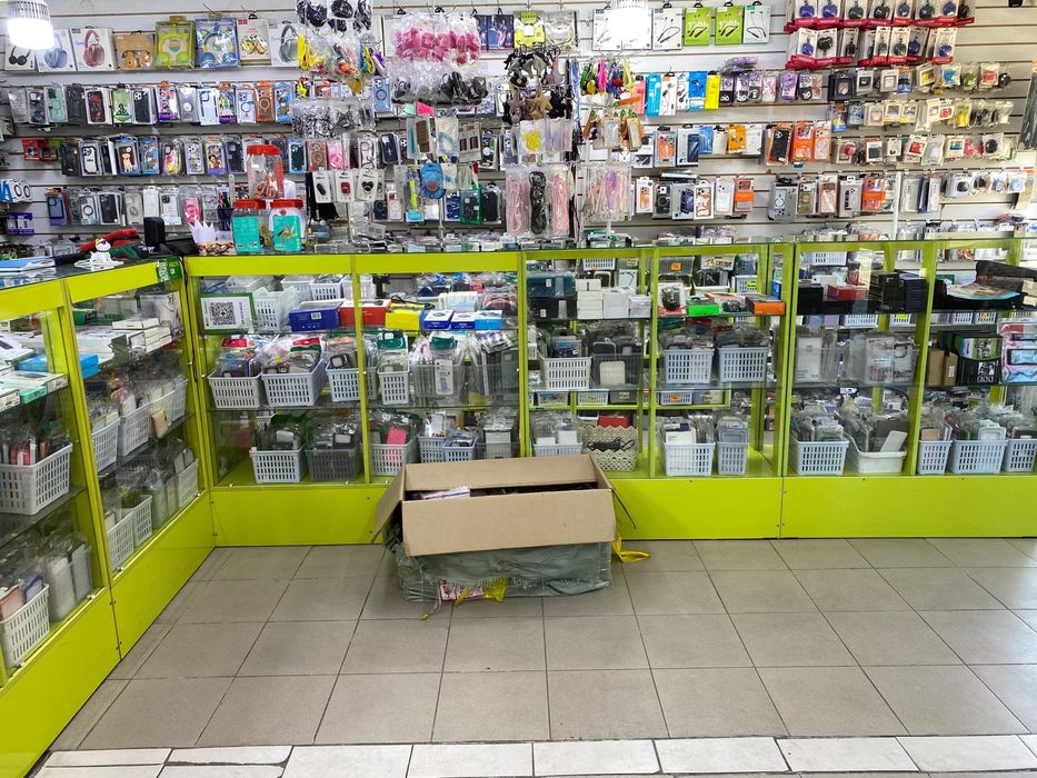 Продам витрины для товара
