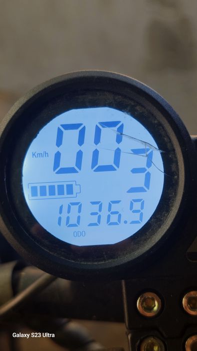 электросамокат GENESIS 3200