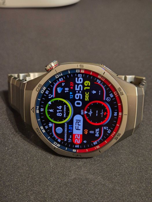 Huawei Watch GT 5 Pro Titanium  Garantie aprilie 2027