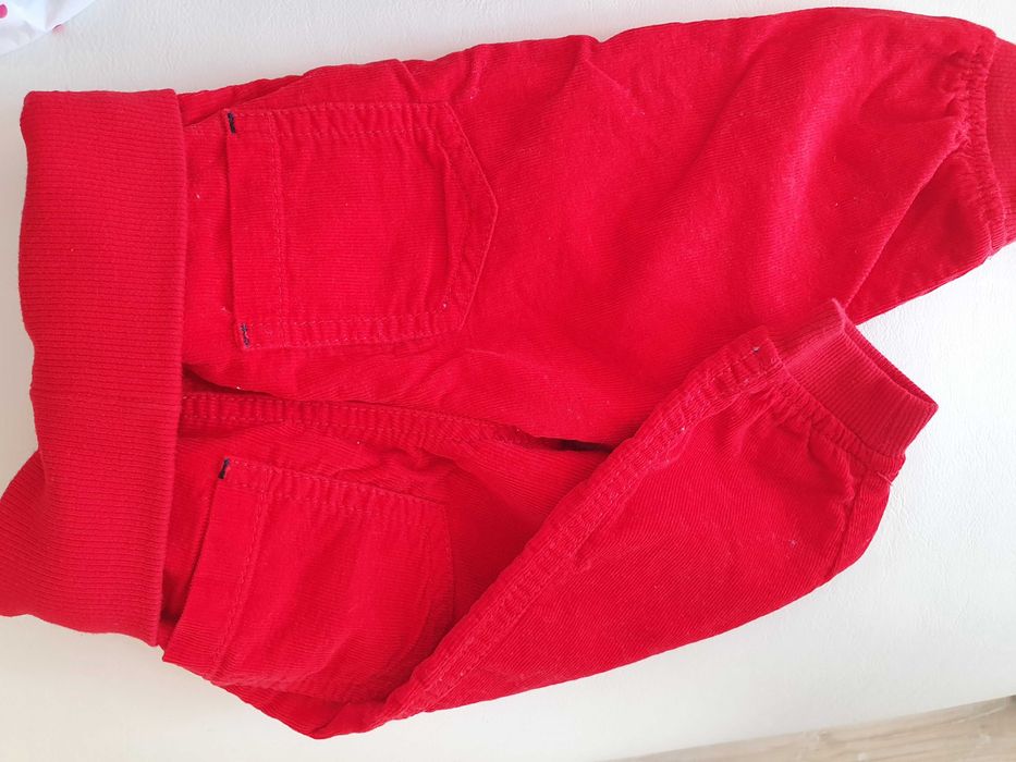 Коледни дрешки Gap; бодита; шапкa; дълга пижамка 100% памук