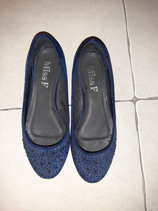 Бархатные туфли для девочек