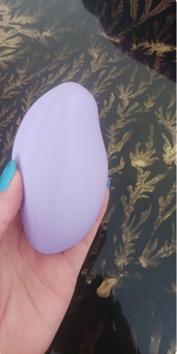 Компактен кристален уред.