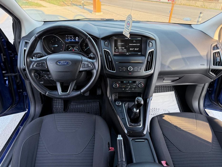 Vând Ford Focus 2015