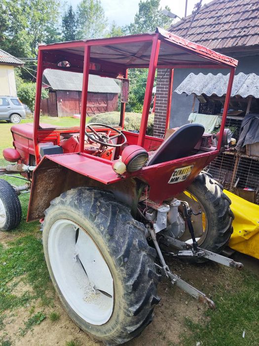 Tractor  si cositoare