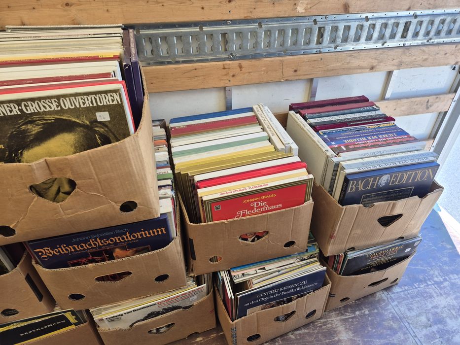 Vând Lot 1000lp Discuri Vinil colectie muzica clasica mixta