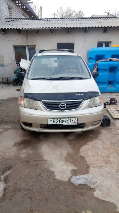 Мазда Нпиви 2000 год