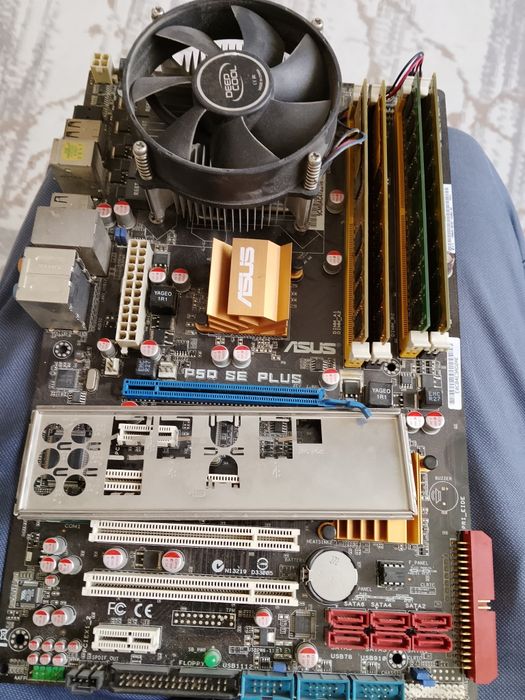 Материнская плата с процом и озу