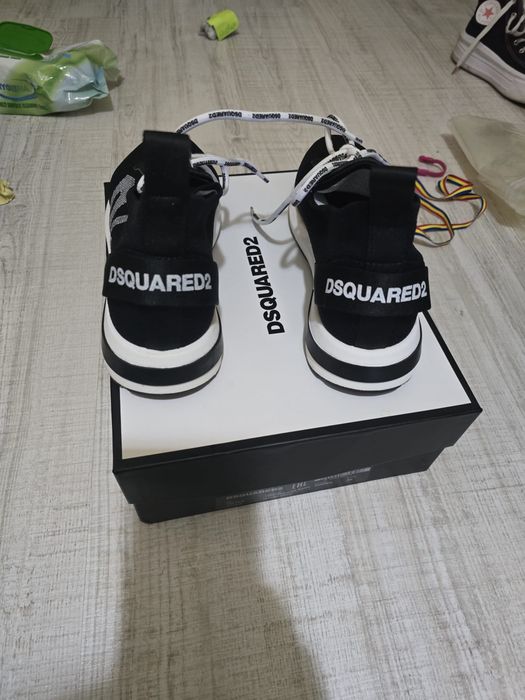 Adidasi Dsquared 2 originali