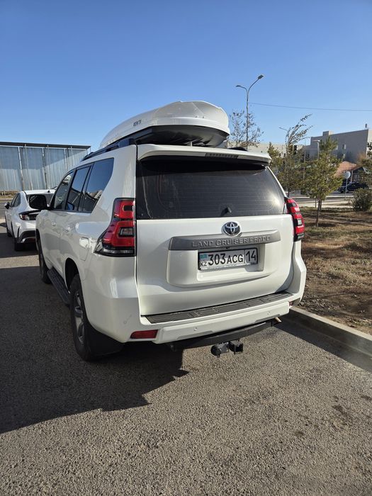 Toyota land cruiser Prado 150