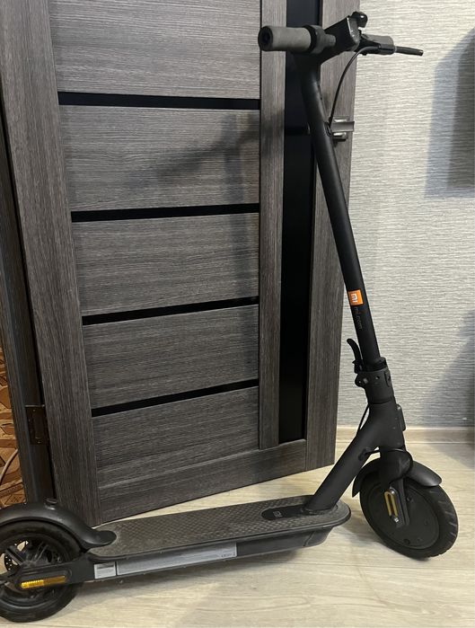 Продам электромамокат Xiaomi