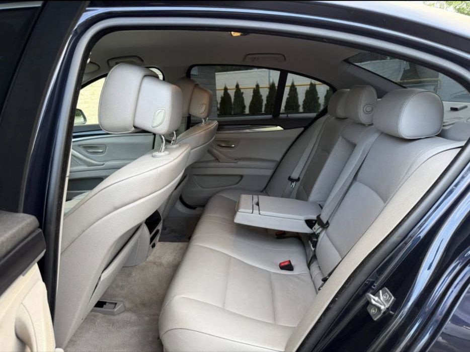 VAND/SCHIMB BMW 523 F10 | impecabil | carvertical verde  | pachet M