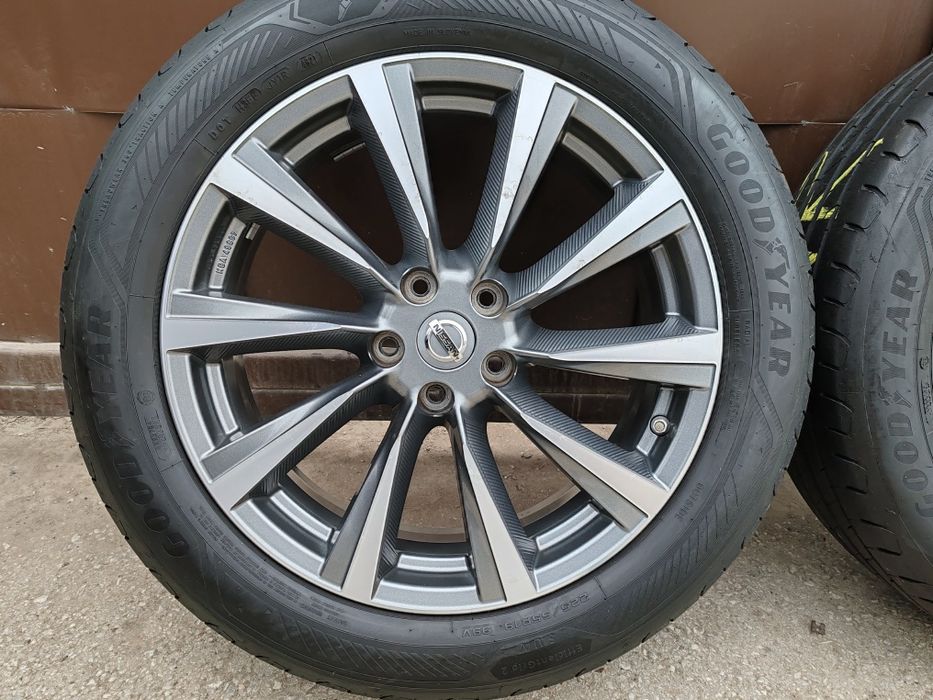 Nissan X Trail- 225/55/19