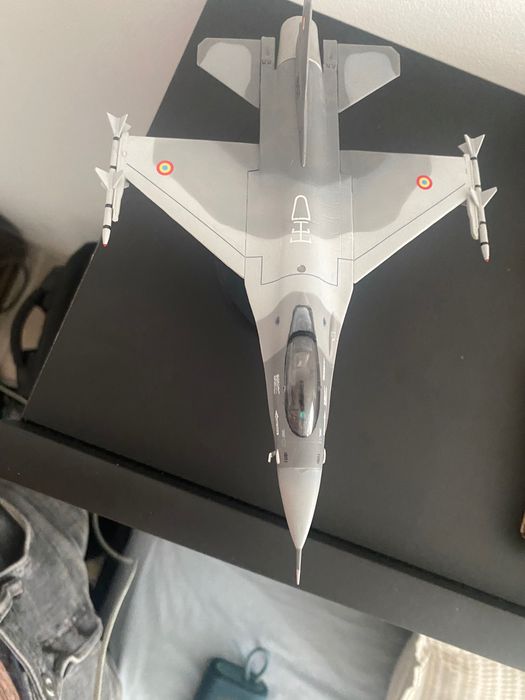 Macheta F16 Romanesc scara 1/72