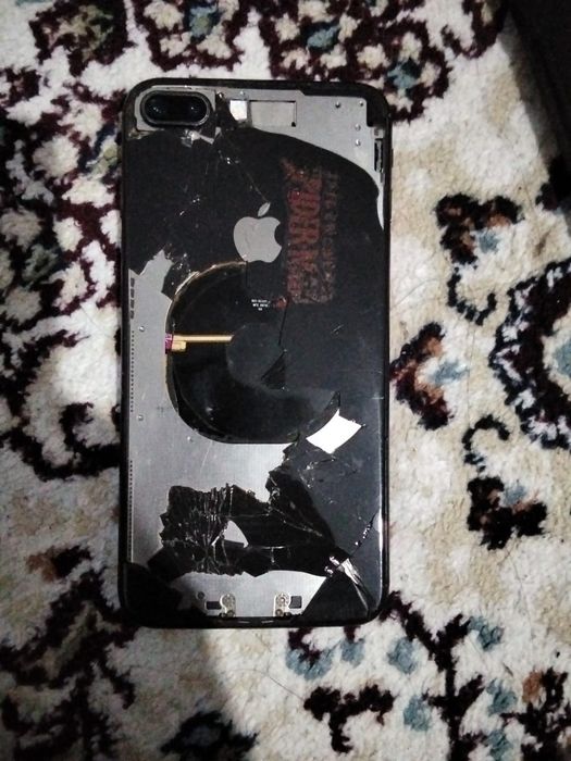 Iphone 8+ акб:100%