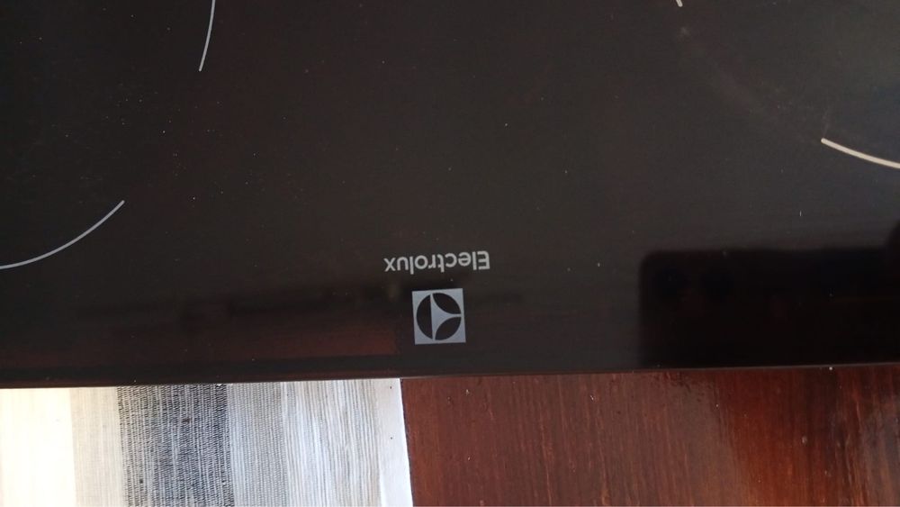 Plita electrica Electrolux