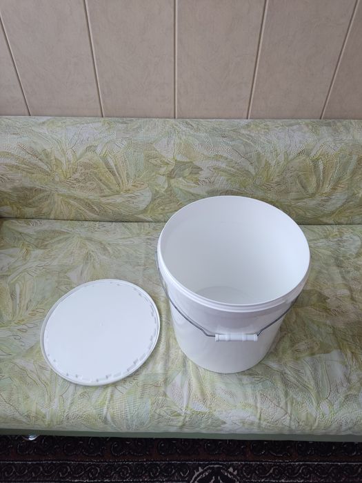Продам ведро 20 литров. Для пищевых продуктов.