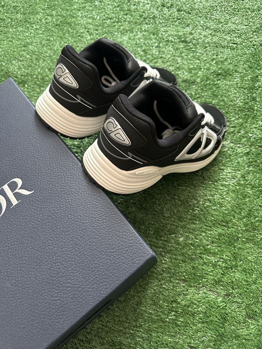 Dior B30 Sneakers – Black & White
