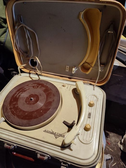 Магнитофон приемник