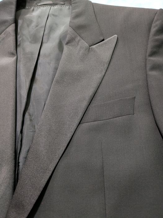 Sacou bărbați elegant mărime L de la Hugo Boss
