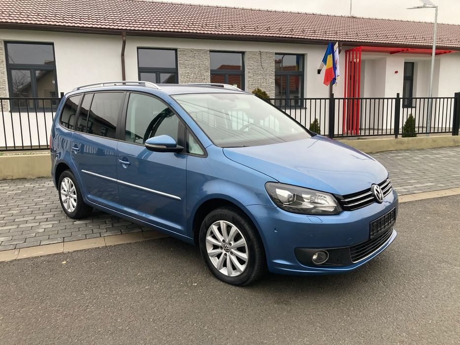 VOLKSWAGEN Touran 2011 — imagine 2