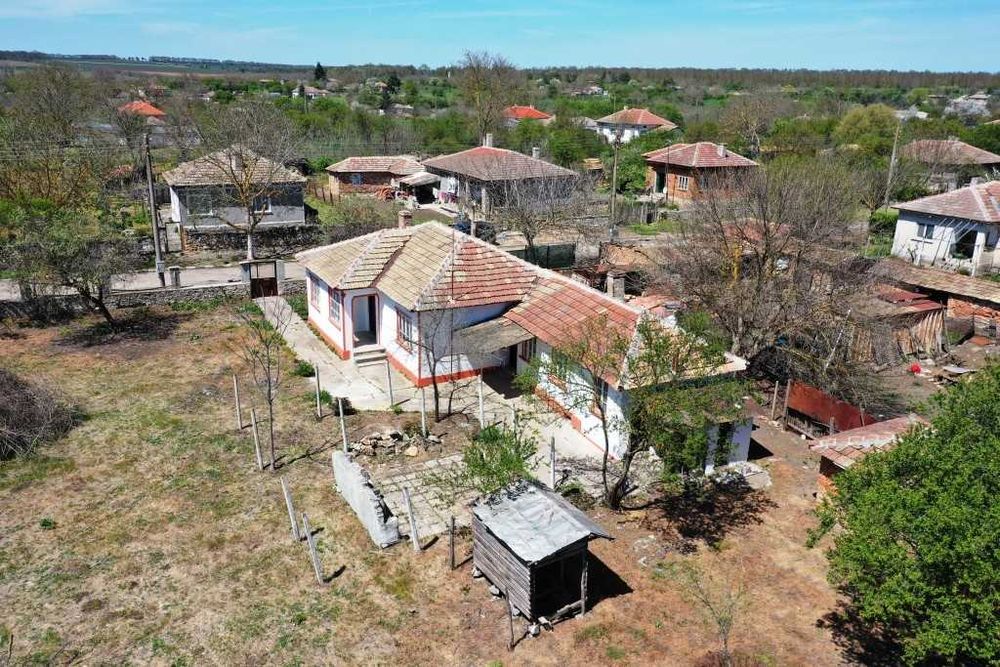 Продава се Къща в с. Спасово, Област Добрич - 142 кв.м за 118 €/кв.м - Снимка #3