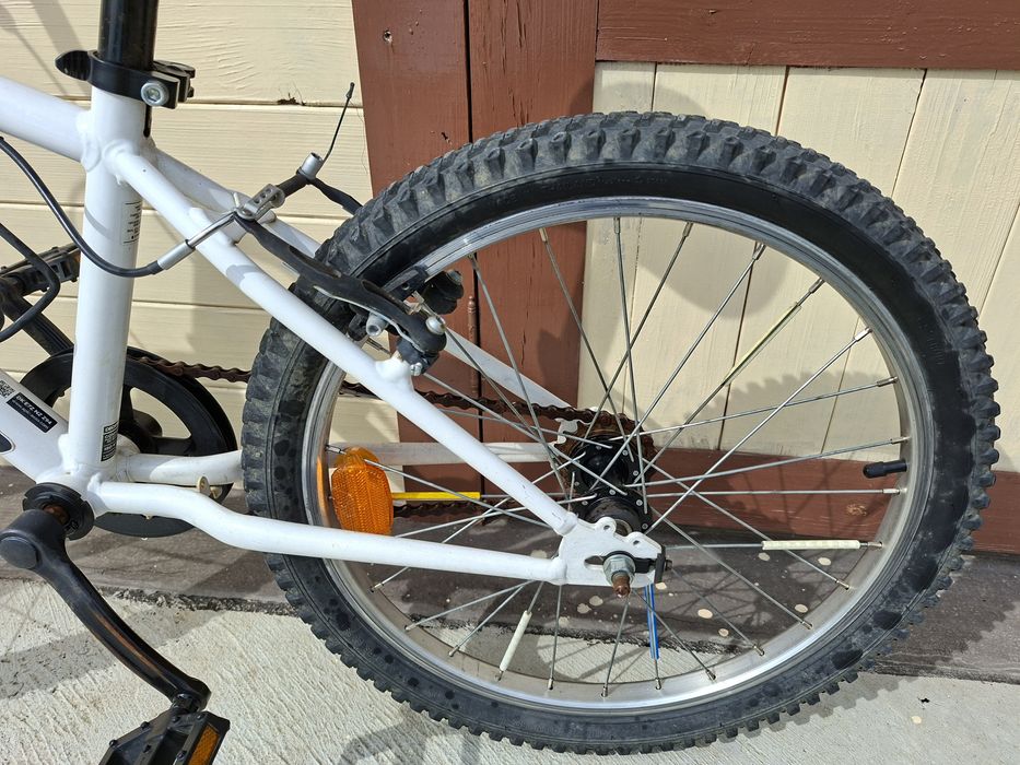 Bicicletă copii 8 ani