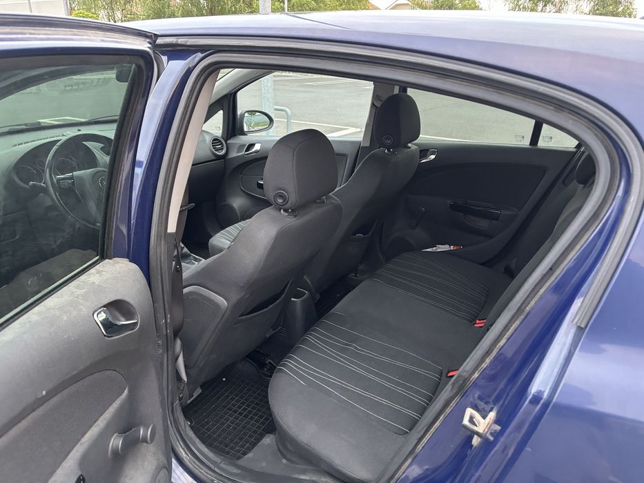 Opel corsa 1.2 benzina