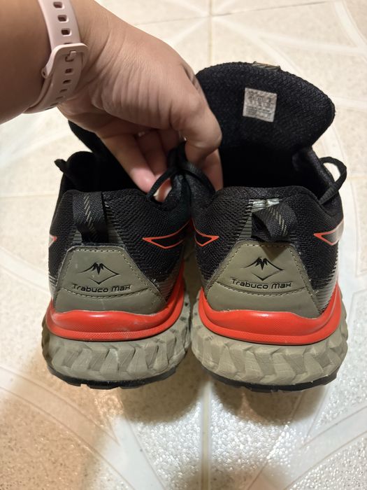 Adidasi Asics barbatesti