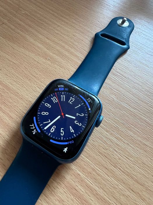Apple Watch Series 7 GPS, 45mm Midnight Aluminium Case