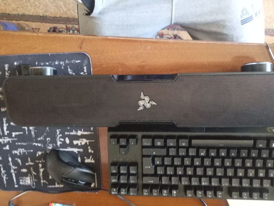 Vând saoundbar razer levithan 5.1 cu woofer