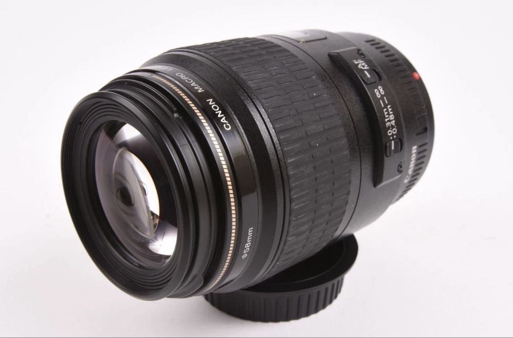 Макро Обектив Canon EF 100mm f/2.8 IS USM