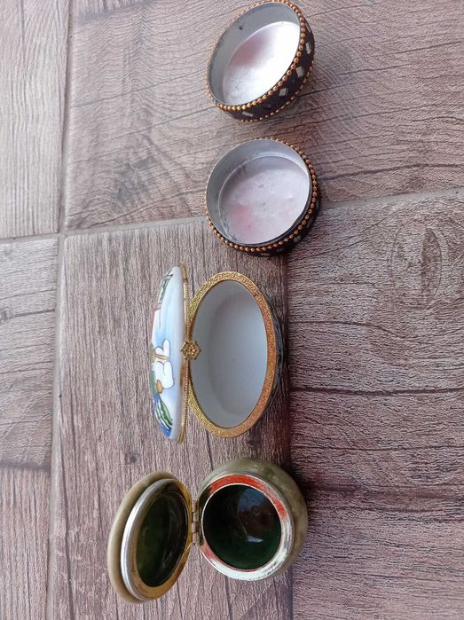 Чисто Нови Подаръчни Кутийки за Бижута от Мароко, Франция