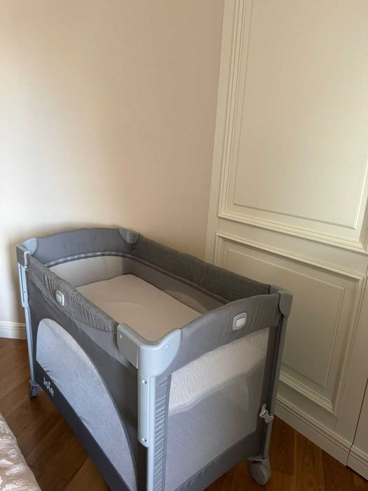 продам детскую кровать joie 5/1