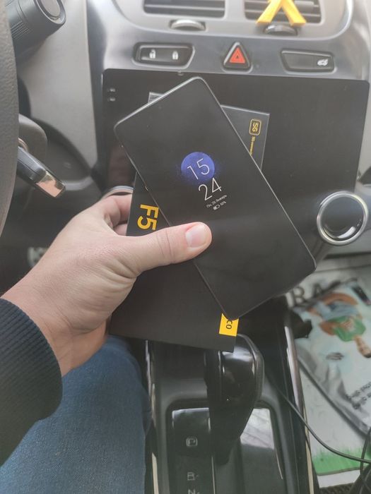 Poco F5 flagman 256 gb obmen ili naxt