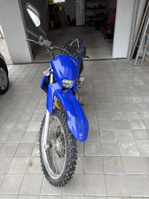 Motocicleta  yamaha 2005,125 xt in 4 timpi
