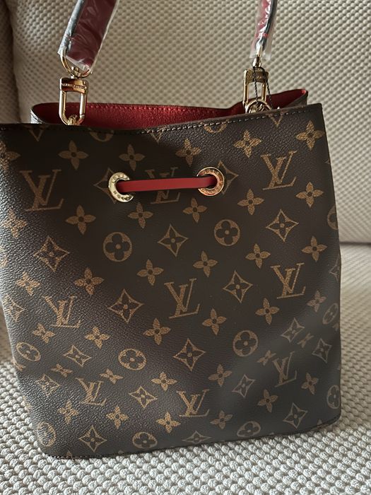 Чанта Louis Vuitton