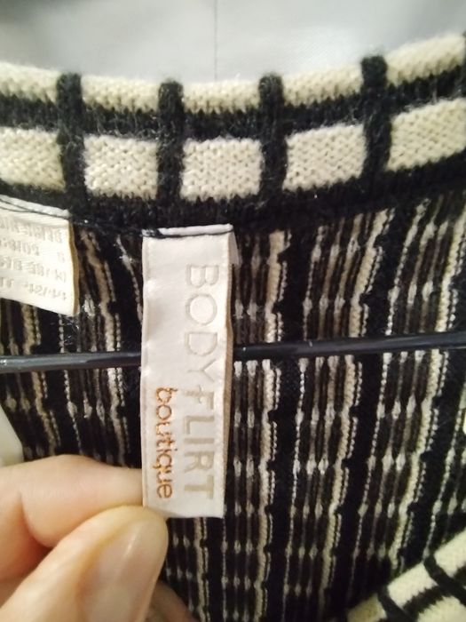 Rochie damă mânecă lungă