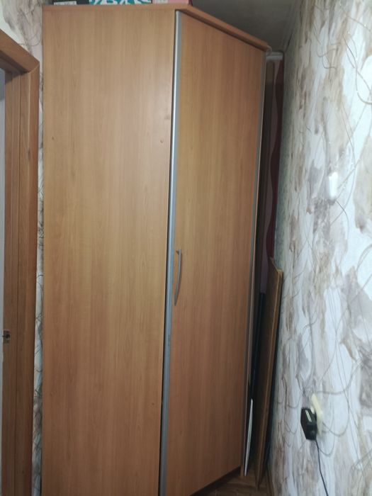 Шкаф угловой, как