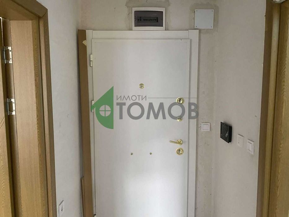 Продава се Двустаен апартамент в Шумен, Боян Българанов 1 - 59 кв.м за 1297 €/кв.м - Снимка #7