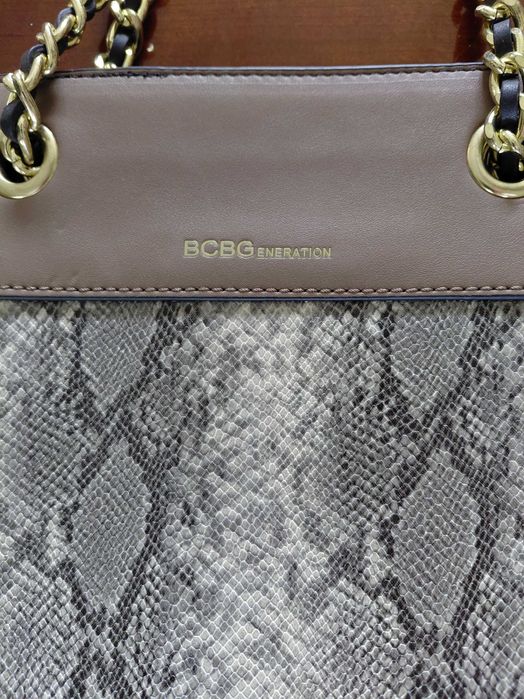 Стилна дамска чанта BCBG Generation Handbag