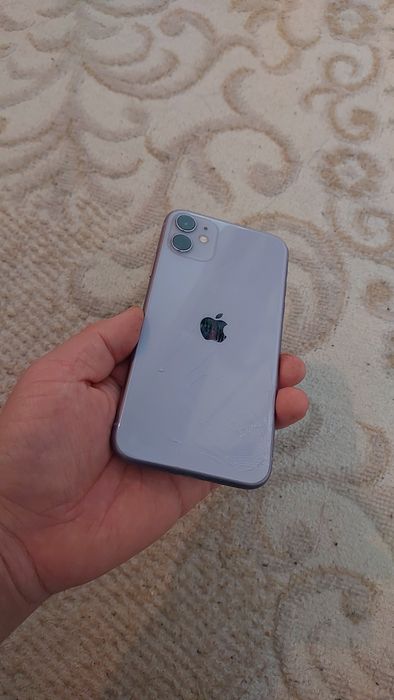 Продам Айфон 11.64г