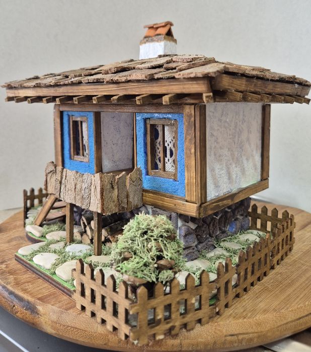 Миниатюра на етно къща