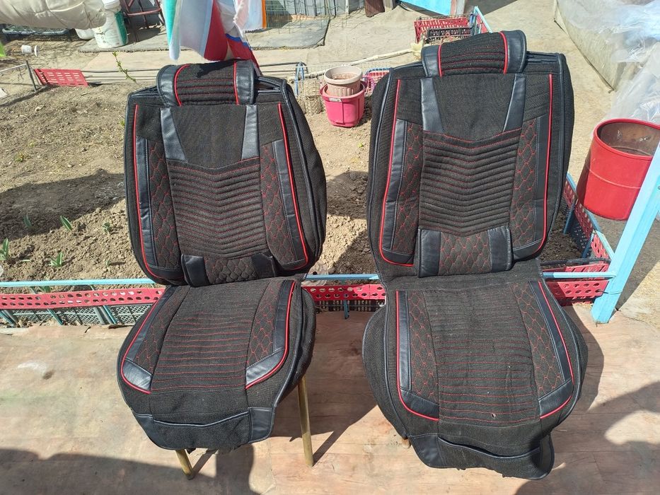 Продам чехлы на авто