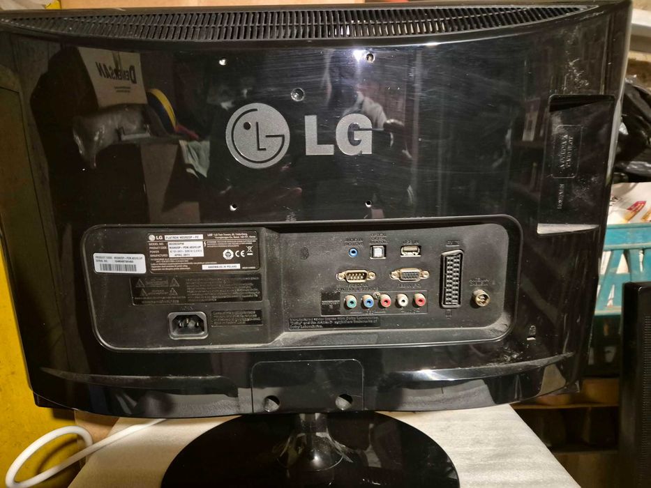 Продавам ТВ+монитор