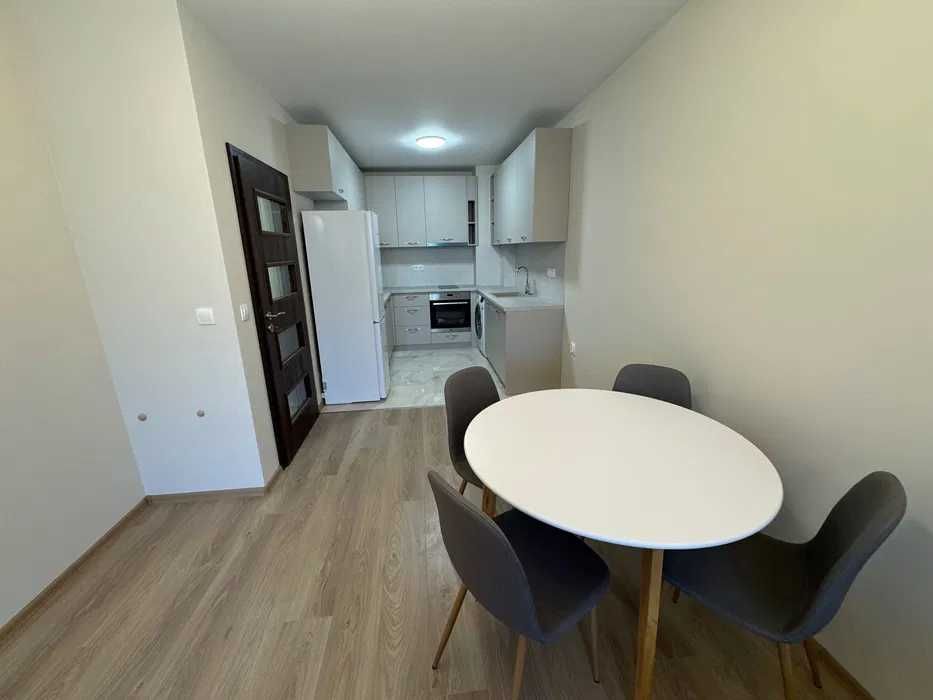 Дава се под наем Двустаен апартамент в София, Малинова долина - 70 кв.м за 650 € - Снимка #3