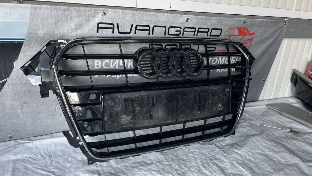 Предна решетка Audi A4 B8.5 Facelift