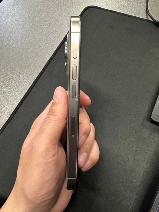 Iphone 15 pro емкость 100%
