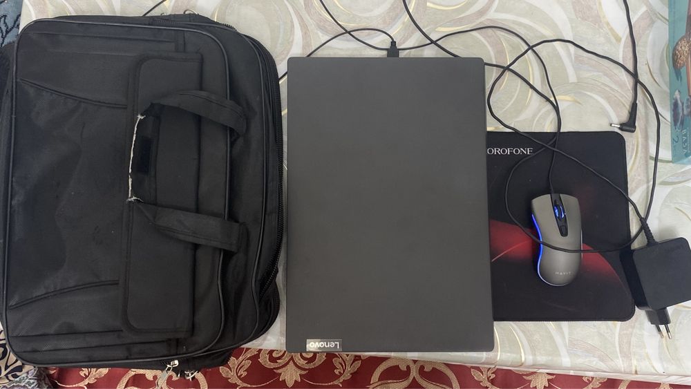 Ноутбук сатылады